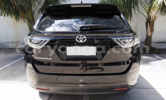 Buy Used Toyota Harrier Red Car in Lilongwe in Malawi Buy Used Toyota Harrier Red Car in Lilongwe in Malawi