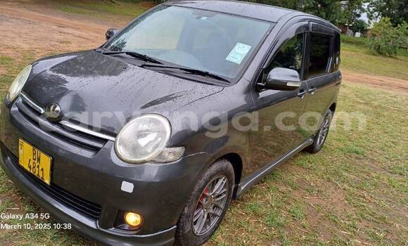 Buy Used Toyota Sienta Other Car in Lilongwe in Malawi Buy Used Toyota Sienta Other Car in Lilongwe in Malawi
