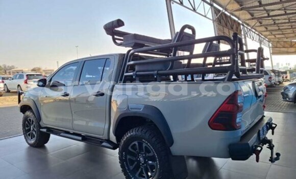 Buy Used Toyota Hilux Beige Car in Lilongwe in Malawi Buy Used Toyota Hilux Beige Car in Lilongwe in Malawi