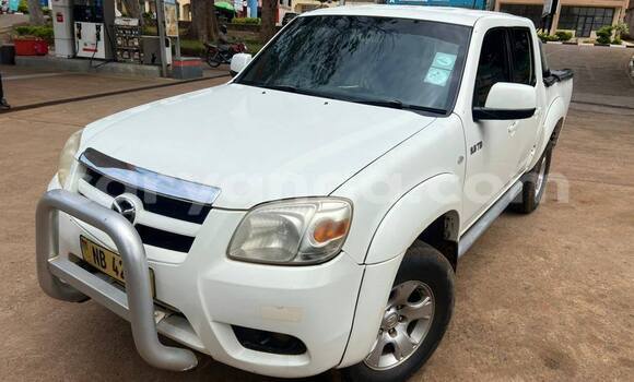 Buy Used Mazda BT-50 White Car in Lilongwe in Malawi Buy Used Mazda BT-50 White Car in Lilongwe in Malawi