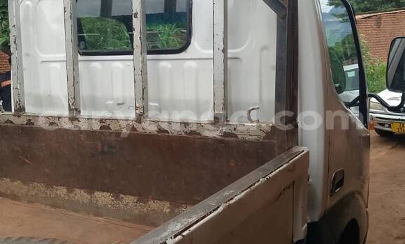 Buy Used Toyota Dyna White Car in Lilongwe in Malawi Buy Used Toyota Dyna White Car in Lilongwe in Malawi