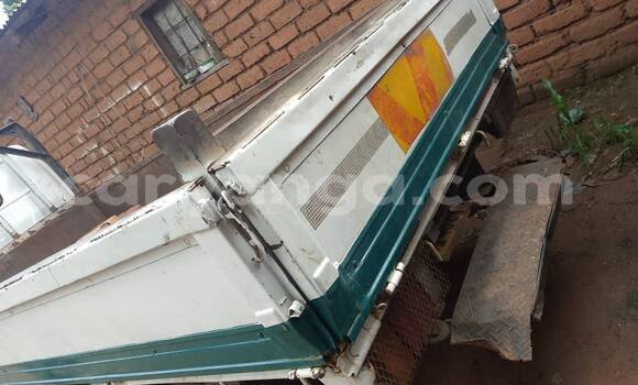 Buy Used Toyota Dyna White Car in Lilongwe in Malawi Buy Used Toyota Dyna White Car in Lilongwe in Malawi