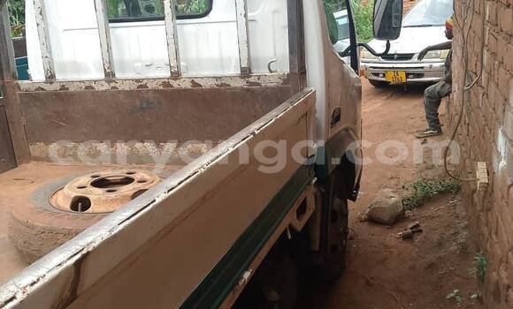 Buy Used Toyota Dyna White Car in Lilongwe in Malawi Buy Used Toyota Dyna White Car in Lilongwe in Malawi