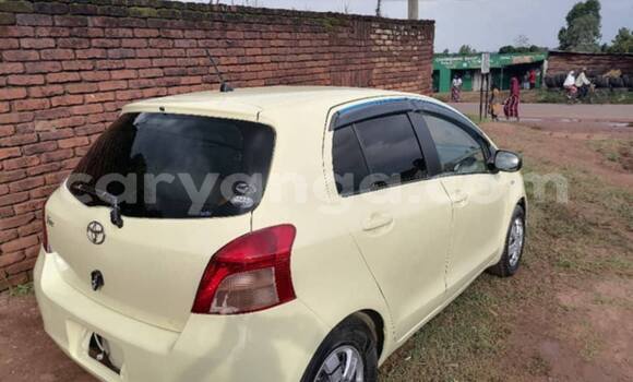 Buy Used Toyota Vitz White Car in Lilongwe in Malawi Buy Used Toyota Vitz White Car in Lilongwe in Malawi