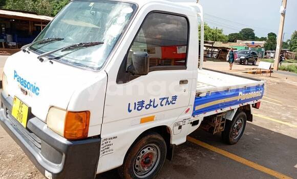 Buy Used Subaru Sambar White Car in Lilongwe in Malawi Buy Used Subaru Sambar White Car in Lilongwe in Malawi