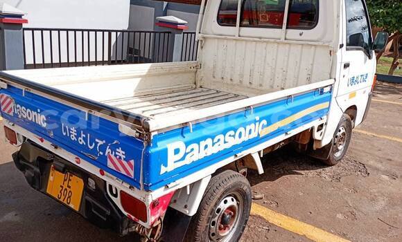 Buy Used Subaru Sambar White Car in Lilongwe in Malawi Buy Used Subaru Sambar White Car in Lilongwe in Malawi