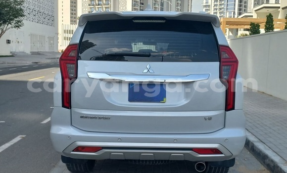 Buy Used Mitsubishi Montero Sport White Car in Lilongwe in Malawi Buy Used Mitsubishi Montero Sport White Car in Lilongwe in Malawi