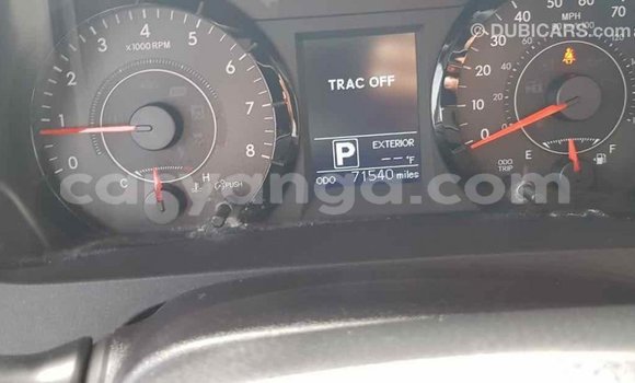 Buy Import Toyota Sienna White Car in Import - Dubai in Malawi Buy Import Toyota Sienna White Car in Import - Dubai in Malawi