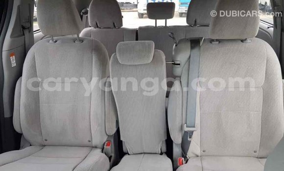Buy Import Toyota Sienna White Car in Import - Dubai in Malawi Buy Import Toyota Sienna White Car in Import - Dubai in Malawi