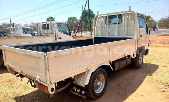 Buy Used Toyota Dyna White Car in Lilongwe in Malawi Buy Used Toyota Dyna White Car in Lilongwe in Malawi