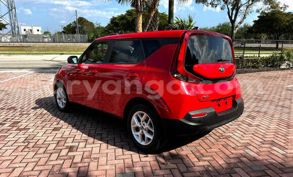 Buy Used Kia Soul Red Car in Lilongwe in Malawi Buy Used Kia Soul Red Car in Lilongwe in Malawi
