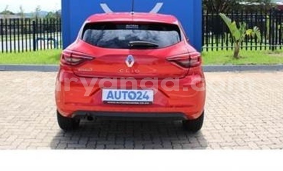 Buy Used Renault Clio Red Car in Lilongwe in Malawi Buy Used Renault Clio Red Car in Lilongwe in Malawi