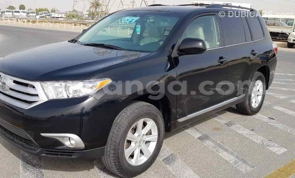 Nunua Imported Toyota Highlander Black Gari ndani ya Import - Dubai nchini Malawi Nunua Imported Toyota Highlander Black Gari ndani ya Import - Dubai nchini Malawi