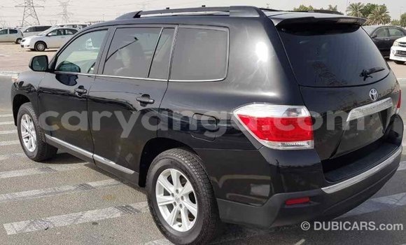 Nunua Imported Toyota Highlander Black Gari ndani ya Import - Dubai nchini Malawi Nunua Imported Toyota Highlander Black Gari ndani ya Import - Dubai nchini Malawi