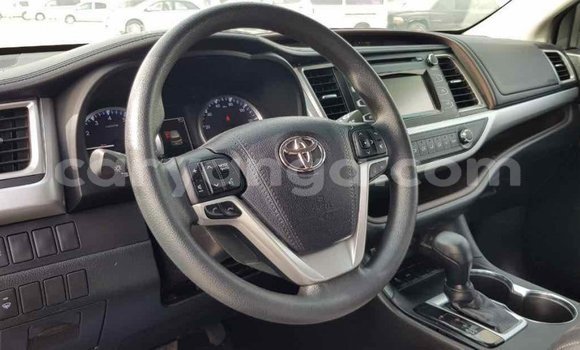 Buy Import Toyota Highlander Brown Car in Import - Dubai in Malawi Buy Import Toyota Highlander Brown Car in Import - Dubai in Malawi