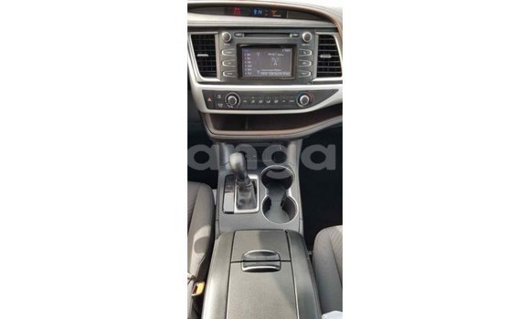 Buy Import Toyota Highlander Brown Car in Import - Dubai in Malawi Buy Import Toyota Highlander Brown Car in Import - Dubai in Malawi