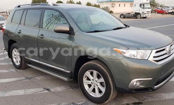 Buy Import Toyota Highlander Green Car in Import - Dubai in Malawi Buy Import Toyota Highlander Green Car in Import - Dubai in Malawi