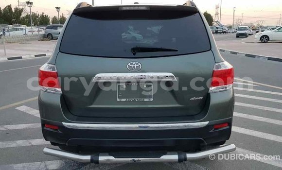 Buy Import Toyota Highlander Green Car in Import - Dubai in Malawi Buy Import Toyota Highlander Green Car in Import - Dubai in Malawi