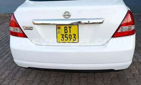 Buy Used Nissan Tiida White Car in Lilongwe in Malawi Buy Used Nissan Tiida White Car in Lilongwe in Malawi