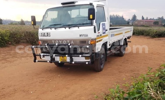 Buy Used Toyota Dyna White Car in Lilongwe in Malawi Buy Used Toyota Dyna White Car in Lilongwe in Malawi