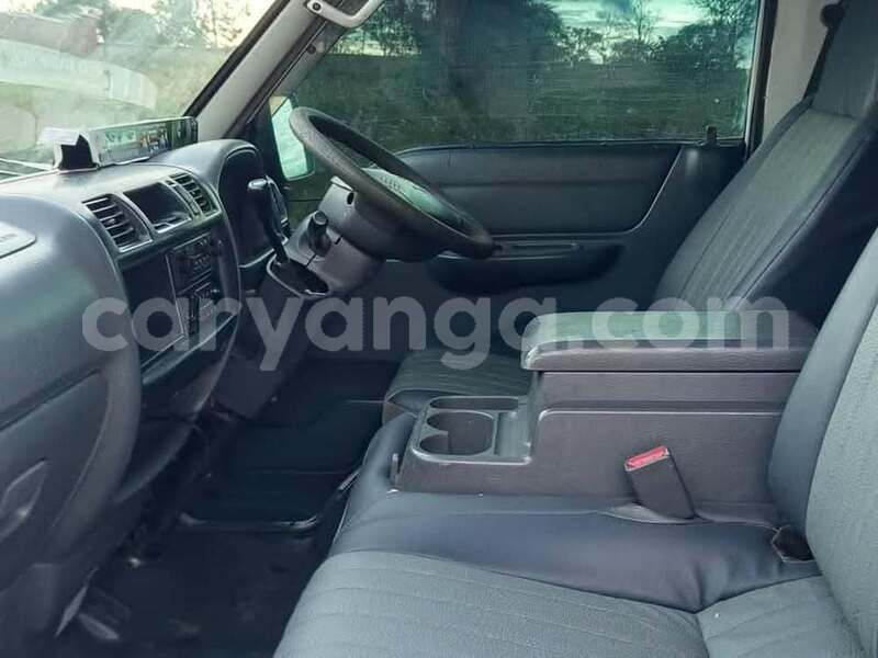 Big with watermark nissan vanette malawi lilongwe 15858