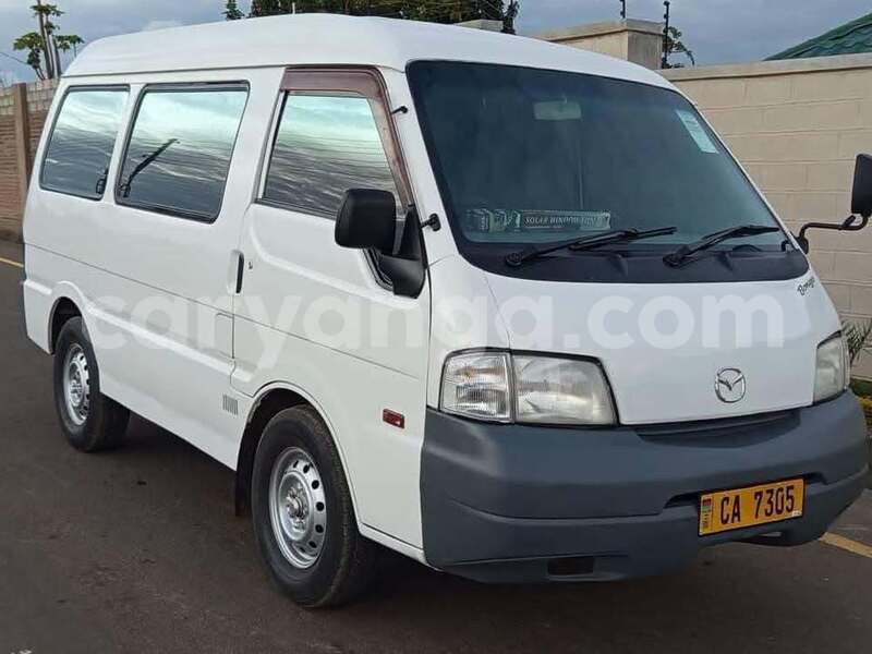 Big with watermark nissan vanette malawi lilongwe 15858