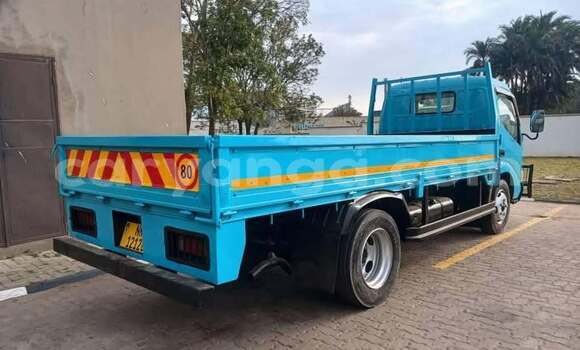 Buy Used Hino 300 Series Blue Truck in Blantyre in Malawi Buy Used Hino 300 Series Blue Truck in Blantyre in Malawi