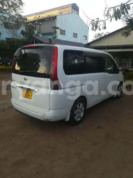 Big with watermark nissan serena malawi blantyre 15867