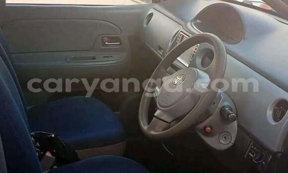 Buy Used Toyota Sienta Blue Car in Blantyre in Malawi Buy Used Toyota Sienta Blue Car in Blantyre in Malawi