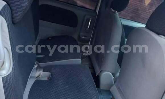 Buy Used Toyota Sienta White Car in Blantyre in Malawi Buy Used Toyota Sienta White Car in Blantyre in Malawi