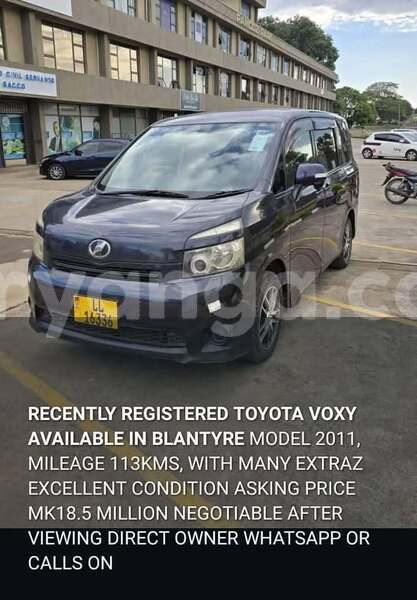Big with watermark toyota voxy malawi blantyre 15885