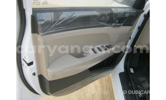 Buy Import Hyundai Elantra White Car in Import - Dubai in Malawi Buy Import Hyundai Elantra White Car in Import - Dubai in Malawi
