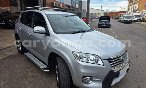 Buy Used Toyota RAV4 Silver Car in Lilongwe in Malawi