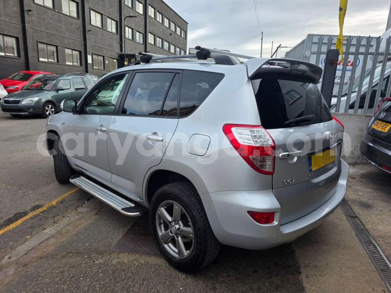 Big with watermark toyota rav4 malawi lilongwe 16033