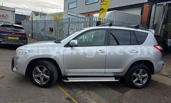 Buy Used Toyota RAV4 Silver Car in Lilongwe in Malawi Buy Used Toyota RAV4 Silver Car in Lilongwe in Malawi