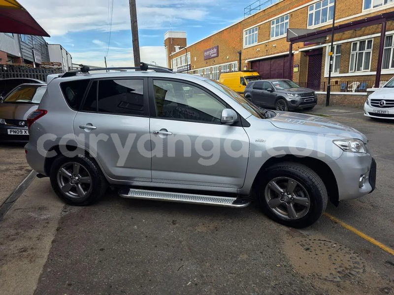 Big with watermark toyota rav4 malawi lilongwe 16033