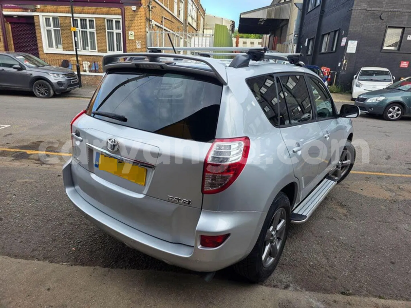 Big with watermark toyota rav4 malawi lilongwe 16033