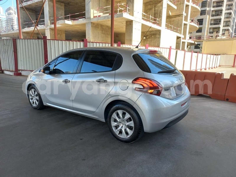 Big with watermark peugeot 208 malawi lilongwe 16034