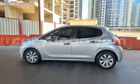Buy Used Peugeot 208 Silver Car in Lilongwe in Malawi Buy Used Peugeot 208 Silver Car in Lilongwe in Malawi