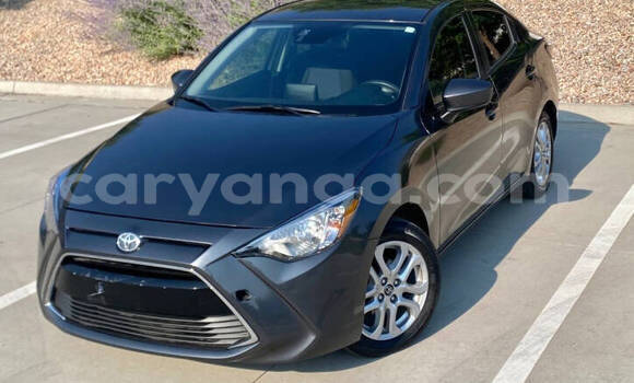 Buy Used Toyota Yaris Black Car in Lilongwe in Malawi