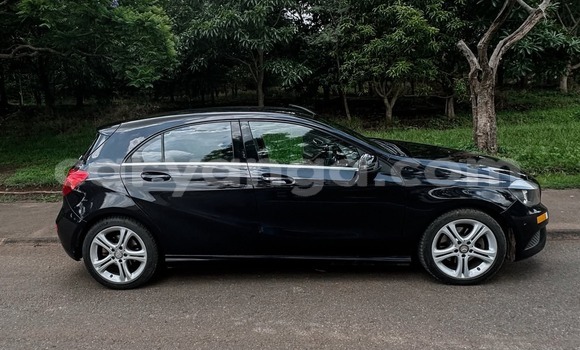 Acheter Occasion Voiture Mercedes‒Benz A–Class Noir à Blantyre, Malawi Acheter Occasion Voiture Mercedes‒Benz A–Class Noir à Blantyre, Malawi