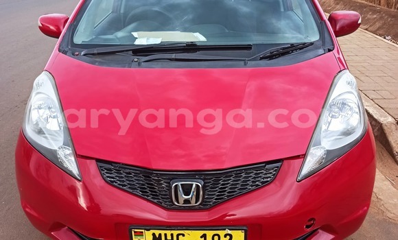 Nunua Ilio tumika Honda FIT Red Gari ndani ya Lilongwe nchini Malawi Nunua Ilio tumika Honda FIT Red Gari ndani ya Lilongwe nchini Malawi