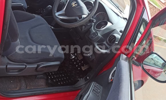 Nunua Ilio tumika Honda FIT Red Gari ndani ya Lilongwe nchini Malawi Nunua Ilio tumika Honda FIT Red Gari ndani ya Lilongwe nchini Malawi