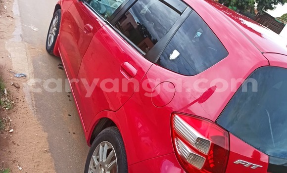 Nunua Ilio tumika Honda FIT Red Gari ndani ya Lilongwe nchini Malawi Nunua Ilio tumika Honda FIT Red Gari ndani ya Lilongwe nchini Malawi