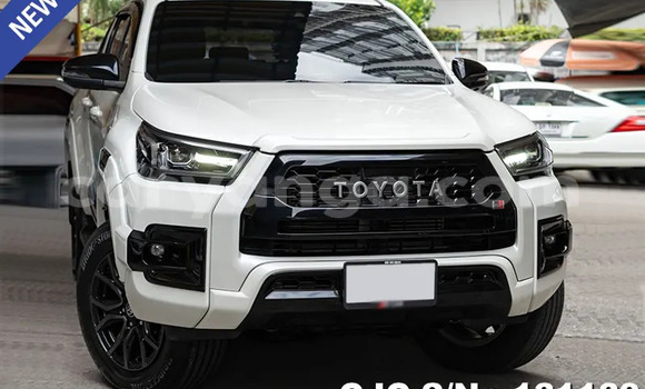 Acheter Occasion Utilitaire Toyota HiAce Blanc à Lilongwe, Malawi Acheter Occasion Utilitaire Toyota HiAce Blanc à Lilongwe, Malawi