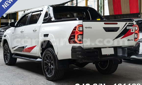 Acheter Occasion Utilitaire Toyota HiAce Blanc à Lilongwe, Malawi Acheter Occasion Utilitaire Toyota HiAce Blanc à Lilongwe, Malawi