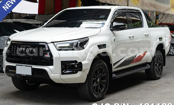 Acheter Occasion Utilitaire Toyota HiAce Blanc à Lilongwe, Malawi Acheter Occasion Utilitaire Toyota HiAce Blanc à Lilongwe, Malawi