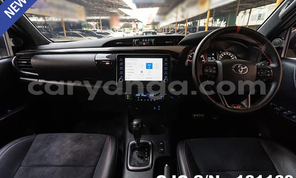 Acheter Occasion Utilitaire Toyota HiAce Blanc à Lilongwe, Malawi Acheter Occasion Utilitaire Toyota HiAce Blanc à Lilongwe, Malawi