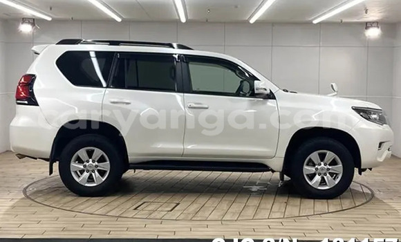 Acheter Occasion Voiture Toyota Land Cruiser Prado Blanc à Lilongwe, Malawi Acheter Occasion Voiture Toyota Land Cruiser Prado Blanc à Lilongwe, Malawi