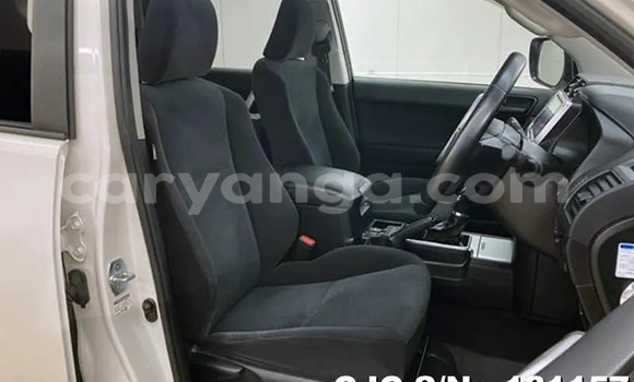 Acheter Occasion Voiture Toyota Land Cruiser Prado Blanc à Lilongwe, Malawi Acheter Occasion Voiture Toyota Land Cruiser Prado Blanc à Lilongwe, Malawi